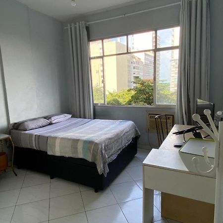 Apartamento Em Copacabana A Um Quarteirao Da Praia! Lägenhet Rio de Janeiro Exteriör bild
